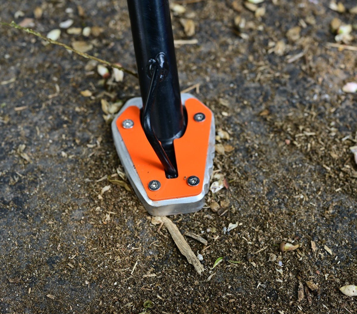 CNC Side Stand Extender For 2025 KTM Adventure 250/390 - Image 2